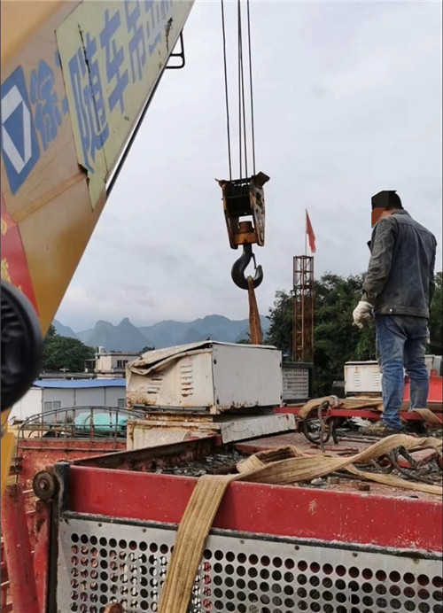 南沙区大件吊装搬运设备常用的施工手势信号解答