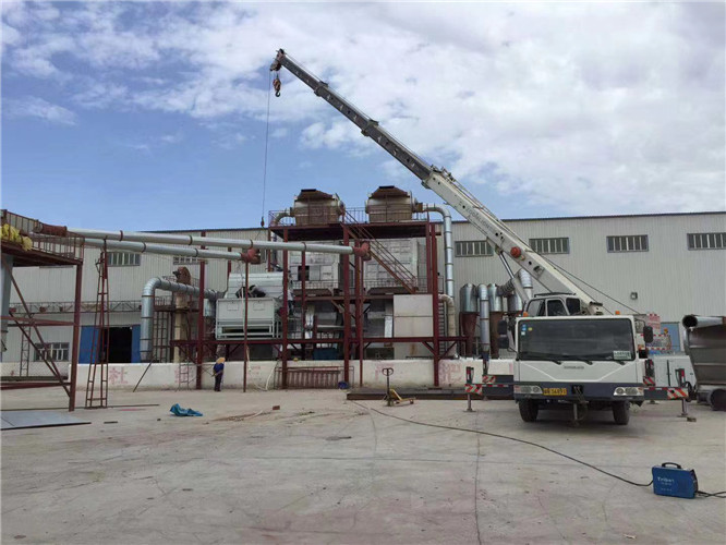 南沙区“手脚齐动”—— 吊车的 “协同作业” 技术